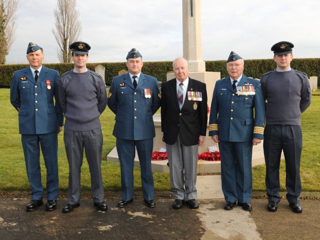 dishforth_cenotaph_group.jpg